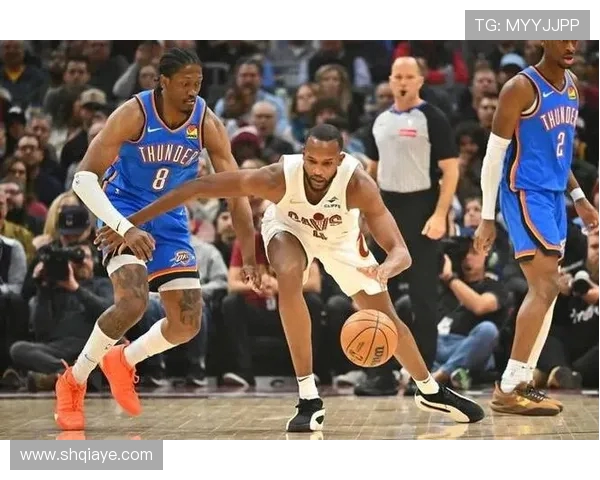 2016年骑士与雷霆精彩对决录像回放全程回顾与分析